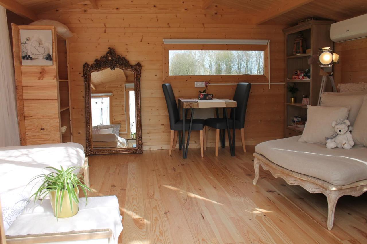 Chambre Studio Photo Chalet Sdb Partagee A Proximite Chavagne 외부 사진